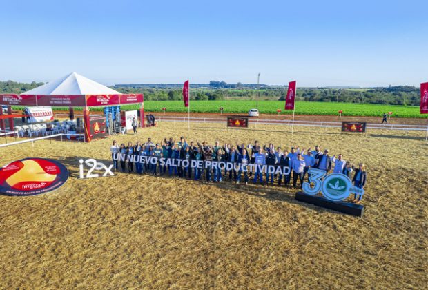 LAB FARM: Agrofértil abre paso a la nueva era de la soja en Paraguay